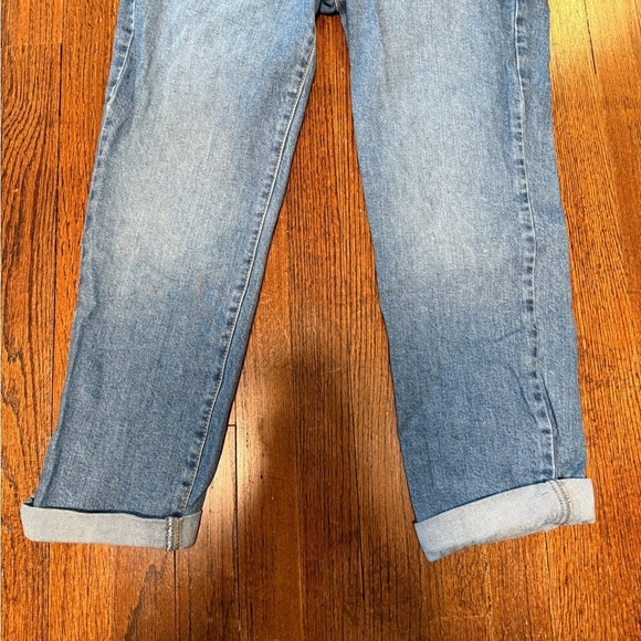 Universal Thread High Rise Slim Straight Jeans - Picture 4 of 6